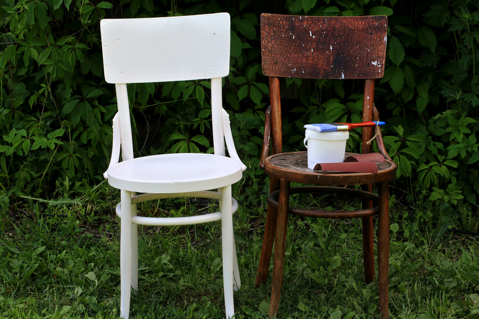 painting restoration old chair before and after